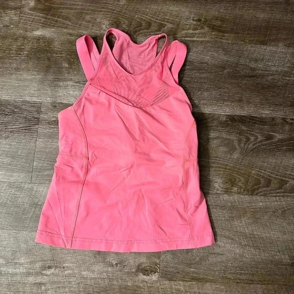 lululemon athletica Tops - Lululemon Coral High Neck Mesh Tank size 6